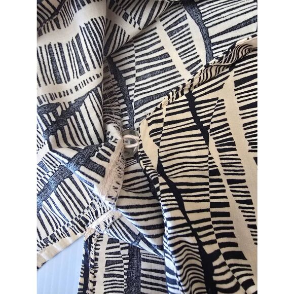 Nine West Wrap Top Sz XL - Picture 8 of 8